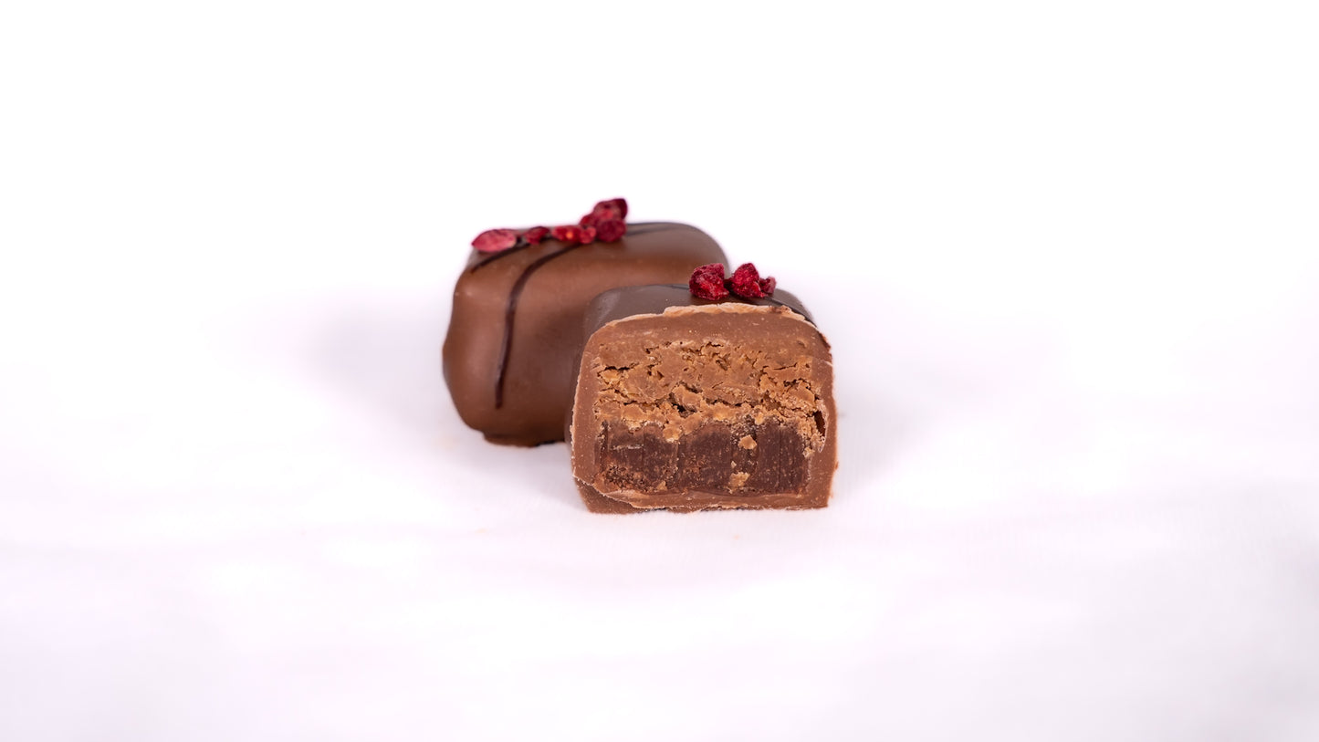 Himbeer Knuspernougat